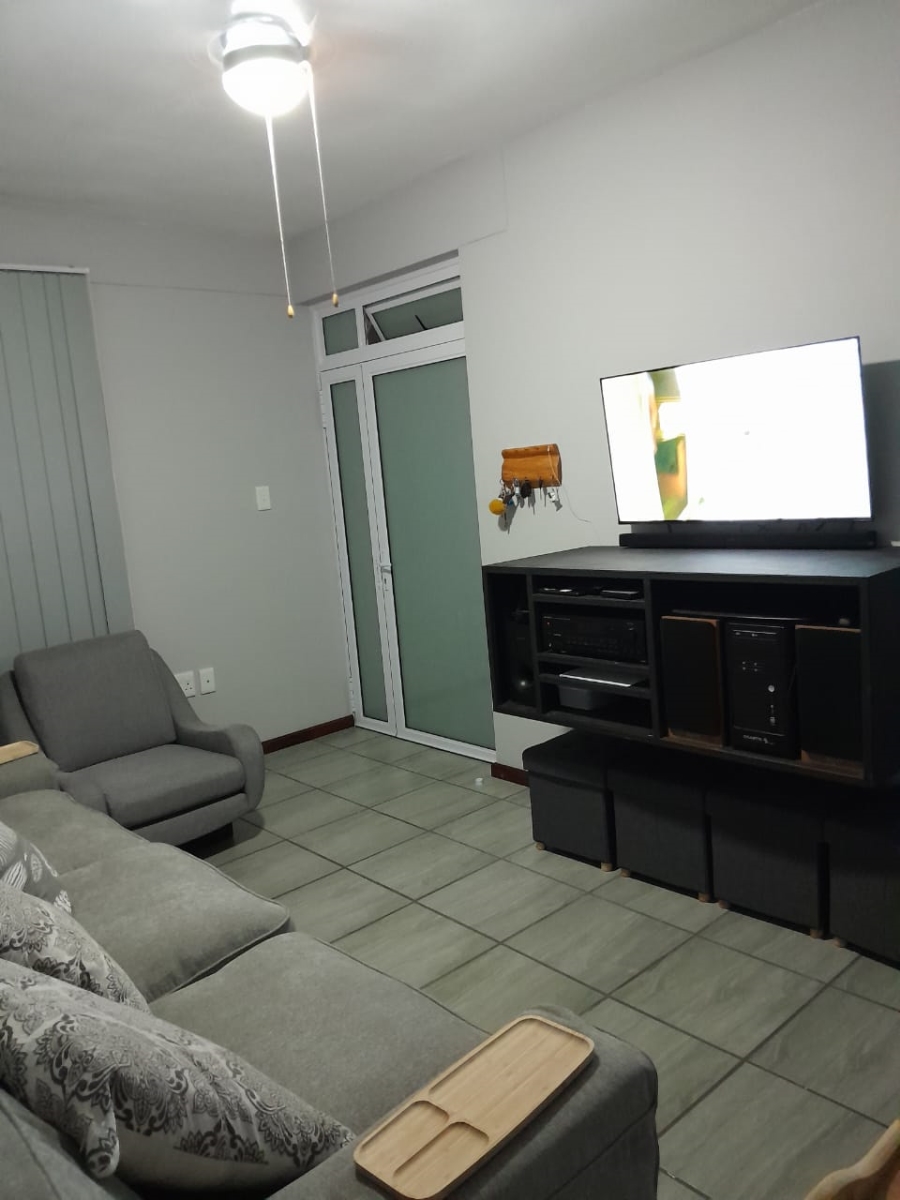 2 Bedroom Property for Sale in Mossel Bay Central Western Cape